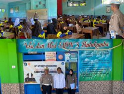 Satlantas Polres Bulukumba Gelar Sosialisasi Kamseltibcar Ke Pelajar SMP