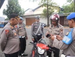 Mendadak, Propam Polres Bulukumba Periksa Kelengkapan Kendaraan Anggota