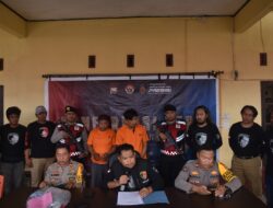 Konferensi Pers Pengungkapan Kasus Pencurian, 2 Pelaku Diringkus Resmob Bulukumba