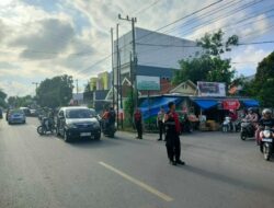 Cegah Macet, Personel Samapta Polres Bulukumba Lakukan Pengaturan Lalulintas