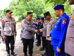 Kapolri Tinjau Posko Pengungsi Erupsi Gunung Lewotobi di NTT