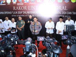 Kapolri: Personel Gabungan Polri-TNI Amankan 61 Ribu Lokasi Ibadah dan Rekreasi Saat Natal-Tahun Baru