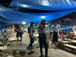Ciptakan Kamtibmas Kondusif, Patroli KRYD Polres Bulukumba Sambangi Pasar Cekkeng dan Pasar Malam
