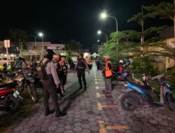 Patroli KRYD, Polisi Sambangi Tukang Parkir untuk Cegah Aksi Premanisme