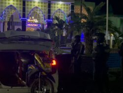 Patroli KRYD Malam Hari, Polisi Periksa Kendaraan Roda Empat yang Mengangkut Sepeda Motor