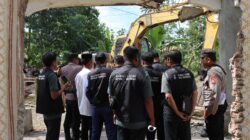 Berjalan Kondusif, Polres Bulukumba Kawal Eksekusi Lahan dan Rumah di Ujung Loe