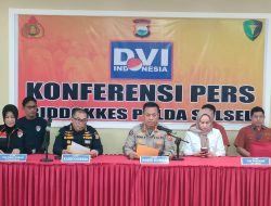Konferensi Pers Biddokkes Polda Sulsel Terkait Penanganan Laka Laut KM Nurul Salsa di Perairan Selayar