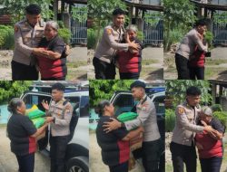Tangis Haru dan Pelukan Hangat Saat AKP Hasan Fadhlyh Salurkan Sembako kepada Ibu Rembong