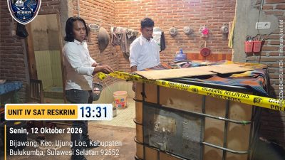 Sat Reskrim Polres Bulukumba Bongkar Gudang Penimbunan BBM Solar di Ujung Loe