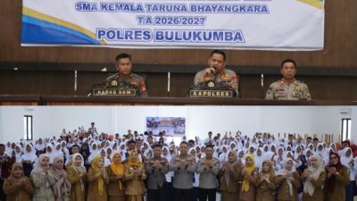 Diikuti Ratusan Siswa-Siswi SMP, Kapolres Bulukumba Buka Sosialisasi Penerimaan Murid Baru SMA Kemala Taruna Bhayangkara